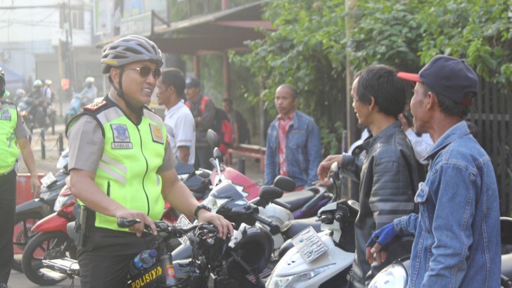 Kapolresta Tangerang Patroli Sambil Bersepeda