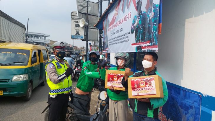 Polresta Tangerang Gelar Baksos dan Bagikan Ribuan Masker Jelang Hari Bhayangkara ke-75