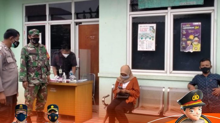 Polresta Tangerang Kawal Pelaksanaan Vaksinasi Massal di Puskesmas Rajeg