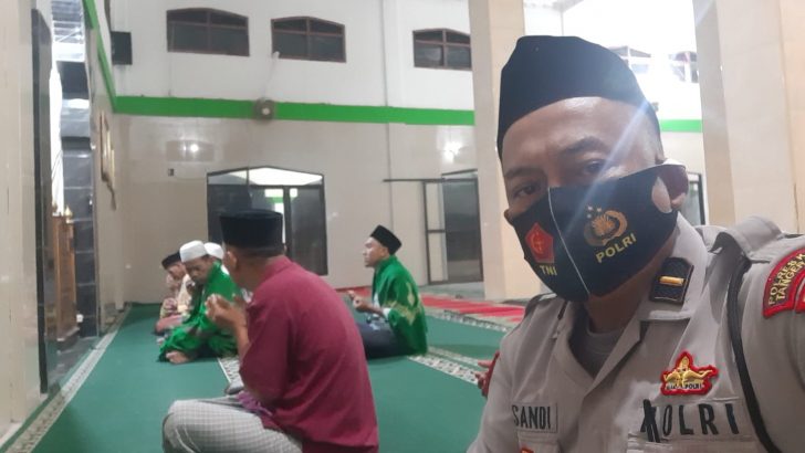 Kanit Binmas Polsek Panongan Polresta Tangerang Rutin Melaksnakan Subuh Keliling di Masjid Al Barokah