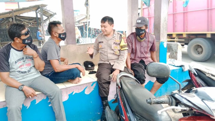 Bhabinkamtibmas Polsek Mauk Polresta Tangerang Laksanakan Sambang Desa Jatiwaringin Dengarkan Keluhan Masyarakat