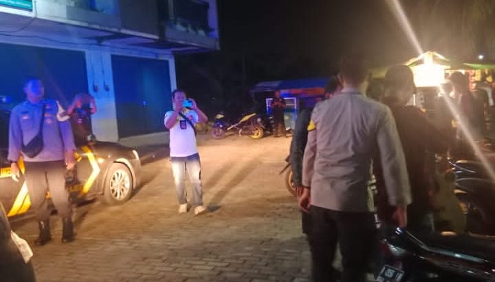 Wilayah Agar Aman Polsek Mauk Melaksanakan Patroli Kewilayahan Malam Hari