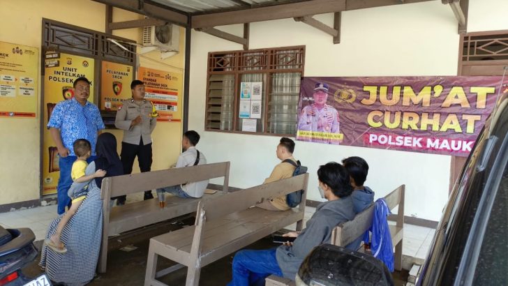 Tampung Keluhan Masyarakat Polsek Mauk Polresta Tangerang Gelar Jumat Curhat Dengarkan Keluhan Masyarakat