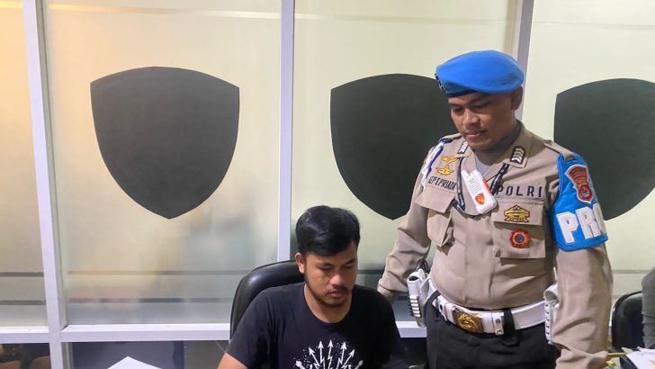 PENGECEKAN KEHADIRAN ANGGOTA SATRESNARKOBA POLRESTA TANGERANG OLEH PIKET SIPROPAM POLRESTA TANGERANG