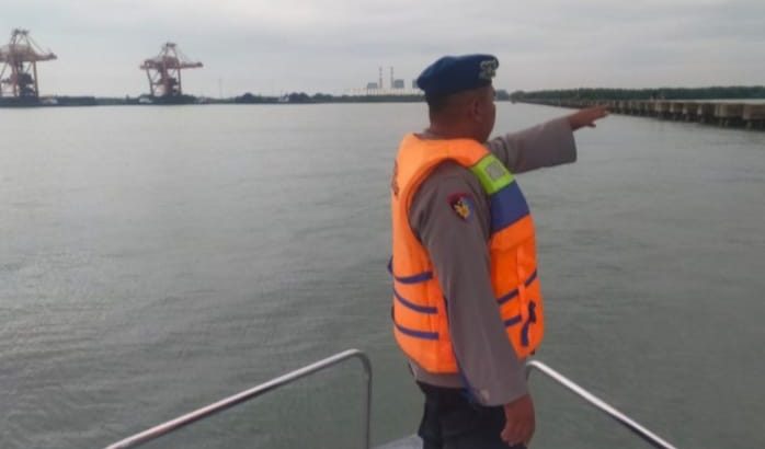 Menjaga Objek Vital PLTU Tetap Aman, Satpolair Polresta Tangerang Gelar Patroli di Perairan Break Water PLTU III Banten