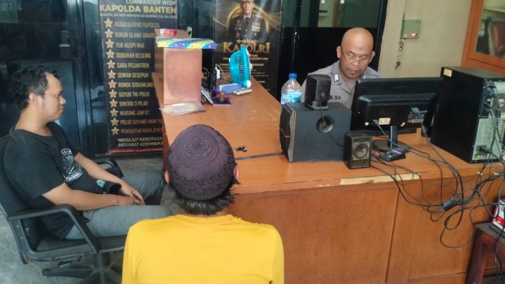 Pelayanan terhadap masyarakat di SPKT Polsek Cisoka