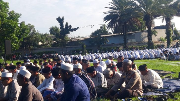 Wakapolsek pasar Kemis Iptu Hb Subur Hadiri pengajian .