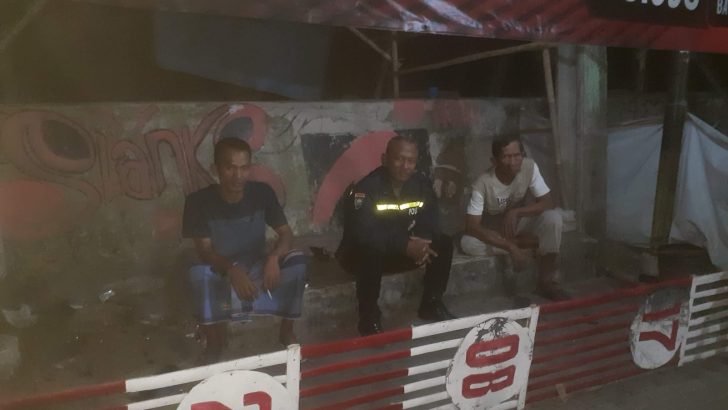 Menjaga Sinergitas dengan masyarakat, Polsek Kresek lakukan Patroli Mobile dan Dialogis