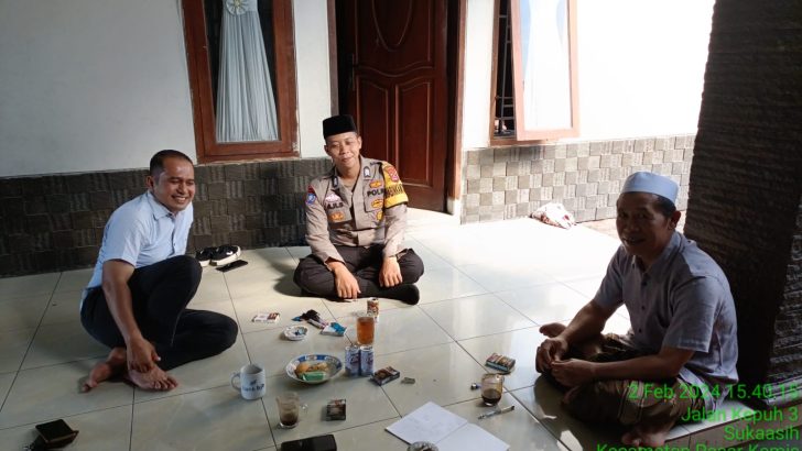 Sambang Preemtif dan Preventif Bhabinkamtibmas Sambangi Tokoh Masyarakat