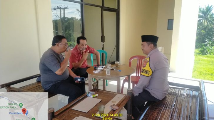 Babinkamtibmas Desa Benda Bripka Ada Pratona, Polsek Balaraja Polresta Tangerang giat Sambang siang hari ke Tokoh Agama, Tokoh Masyarakat.