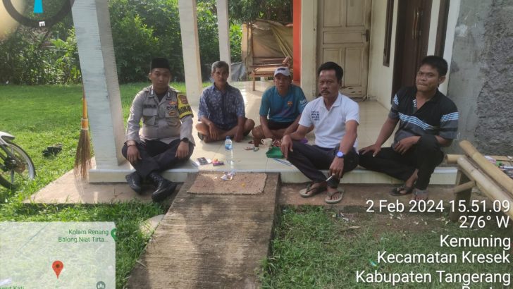 Bripka Gita Ramadhan Babinkamtibmas Desa Buniayu Polsek Balaraja Polresta Tangerang giat Sambang siang hari ke Tokoh Agama, Tokoh Masyarakat dan Warga Binaanya