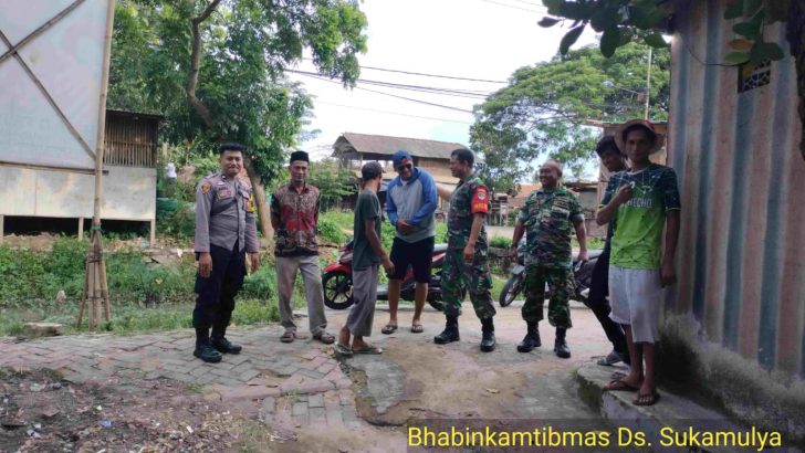 Wujudkan Kamtibmas Aman dan Kondusif, Bhabinkamtibmas Dan Babinsa Sambang Warga Desa Binaan