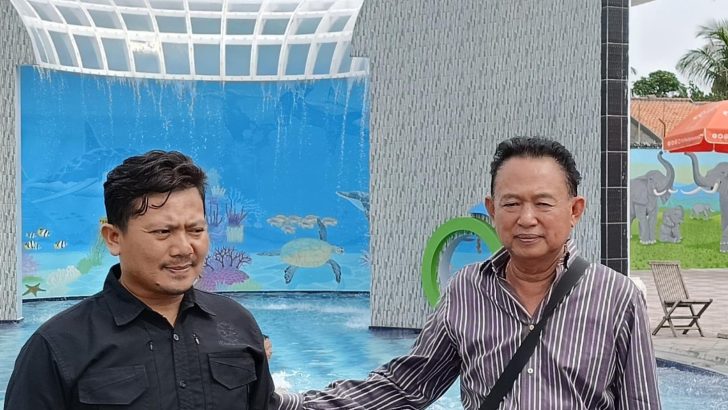 Kanit 2 Sat Intelkam Polresta Tangerang Ipda Muhdiawan Melaksanakan Pengamanan tempat wisata Kolam Renang Tirta Kencana Eleven di Balaraja
