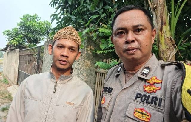 Pastikan Desa Aman Bhabinkamtibmas Sambang Warga Binaan Desa Gintung