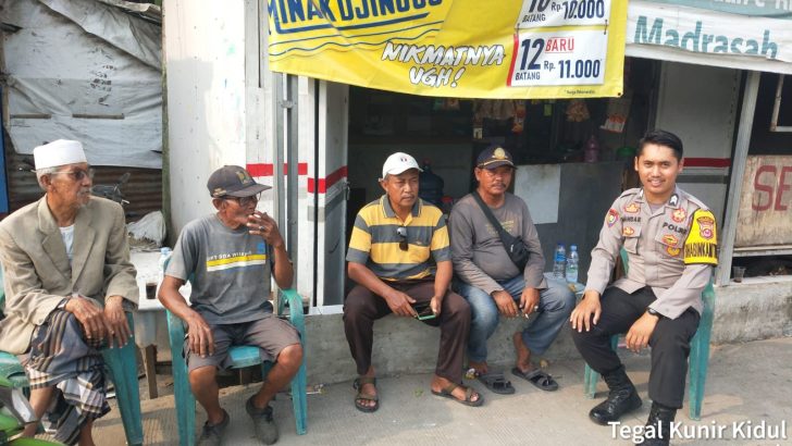Briptu Nandar Sambang Sesepuh Desa Tegal Kunir Kidul