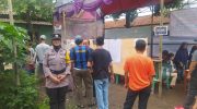 Staf Sikeuangan Polresta Tangerang, Laksanakan Pengamanan TPS pada Pemilu 2024 di Desa Sukanagara Kecamatan Cikupa Kabupaten Tangerang.