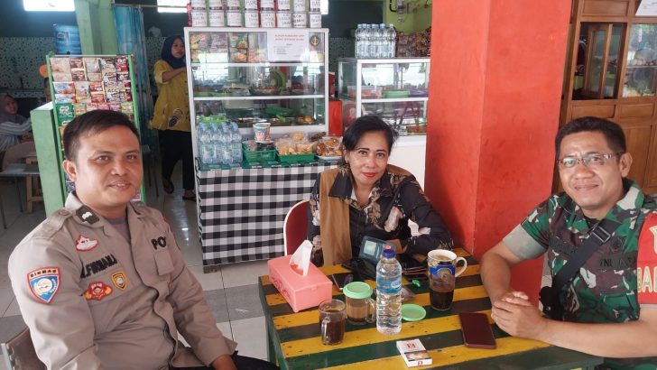 Bhabinkamtibmas Sampaikan Pesan-pesan Kamtibmas Warga Masyarakat Sukadiri