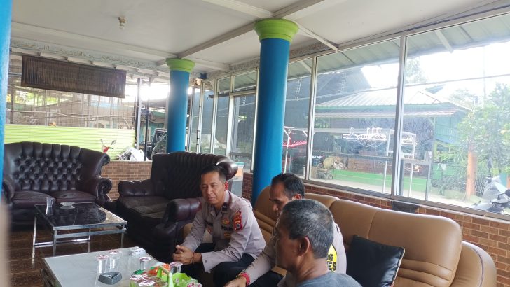 Kasiwas Polresta Tangerang beserta anggota melaksanakan sambang ke Rumah Tokoh masyarakat Kecamatan Jambe