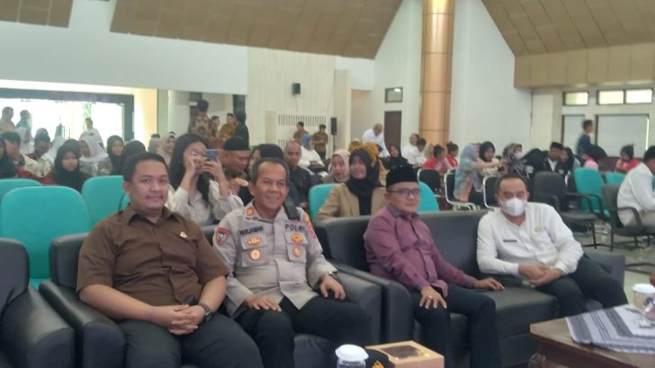 KASAT BINMAS MENGHADIRI ACARA AWARDING PROGRAM SEPEKAN JADI KETUA DEWAN