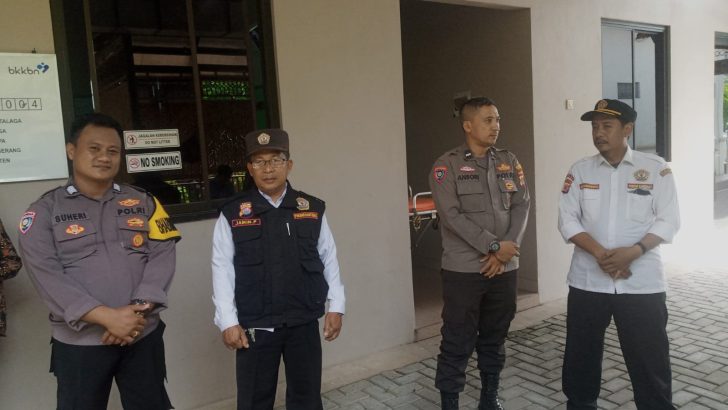 Ciptakan Situasi Kamtibmas yang aman dan kondusif, Personil Satbinmas Sambang Pokdarkamtibmas