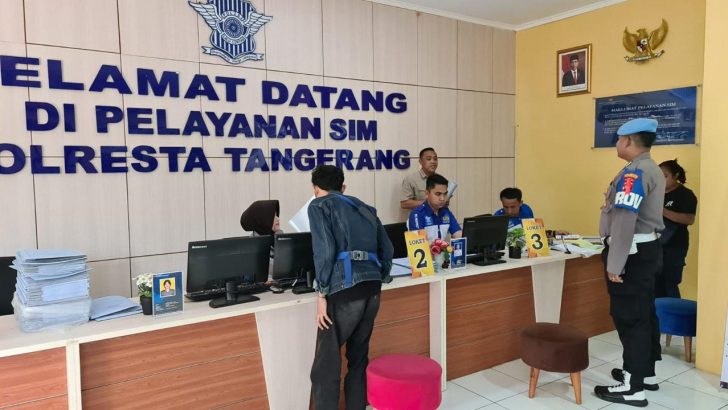 PENGECEKAN PETUGAS SATPAS SIM POLRESTA TANGERANG OLEH PIKET SIPROPAM POLRESTA TANGERANG