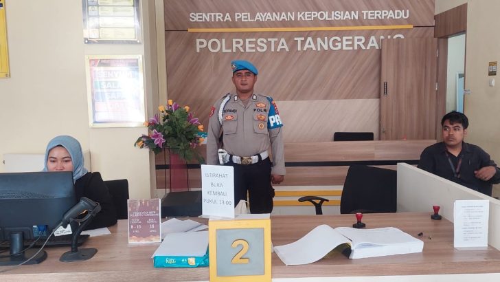 PENGECEKAN PETUGAS SKCK POLRESTA TANGERANG OLEH PIKET SIPROPAM POLRESTA TANGERANG
