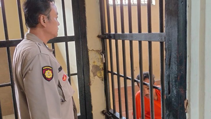 Piket SPKT Cek Ruang Tahanan.