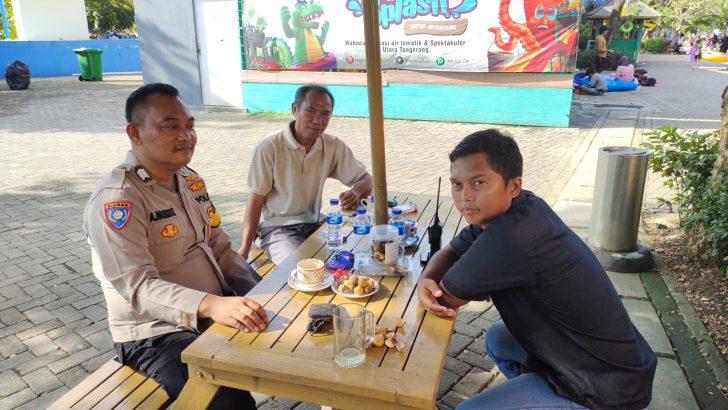 Bhabinkamtibmas Polsek Pasar Kemis Giat Laksanakan Patroli Di Objek Wisata Kolam Renang Batavia Splash