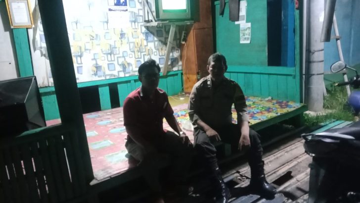 Bhabinkamtibmas Polsek Cisoka Gelar Giat Polisi RW