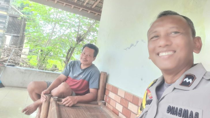 Polisi RW Polsek Kresek semakin dekat dan erat dengan warga binaannya di Desa