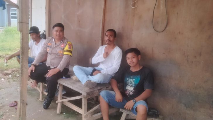 Bhabinkamtibmas Polsek Cisoka Gelar Giat Polisi RW