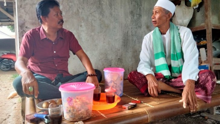 Mempererat Sinergitas dengan para Sesepuh, Polsek Kresek kunjungi Tokoh Masyarakat di Desa
