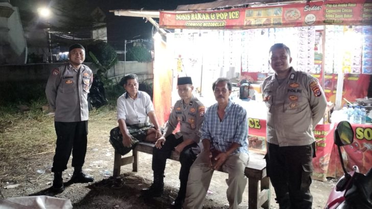 Patroli Mobile malam hari dilakukan Polsek Kresek dalam mencegah Guantibmas di wilayah