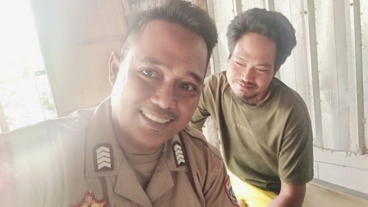 Gencarkan program Polisi RW, Anggota Polsek Kresek kunjungi warga di Desa.