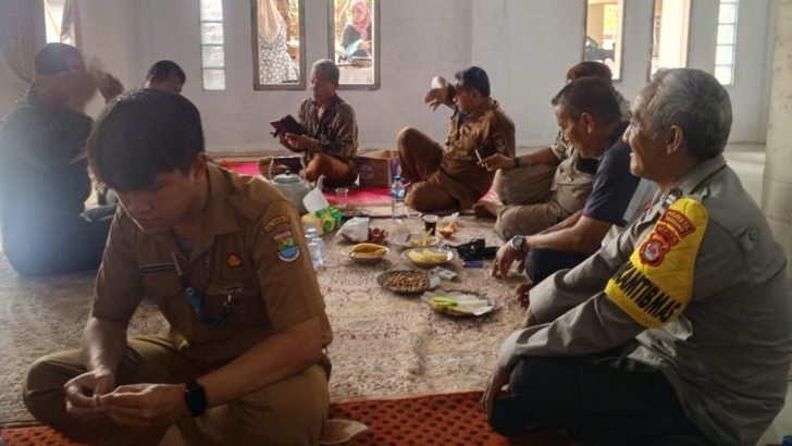 Upaya pencegahan Gangguan Kamtibmas di wilayah, Polsek Kresek lakukan Sambang DDS di Desa