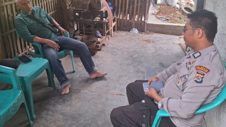 Personil Polsek Kresek tak kenal lelah kunjungi warganya dalam program Polisi RW.