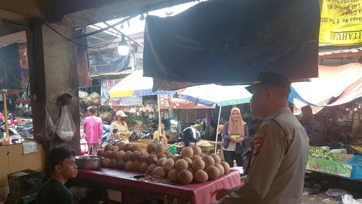 PS. Kanit Bintibsos Satbinmas Polresta Tangerang Himbau Pedagang, Waspada Tindak Kejahatan