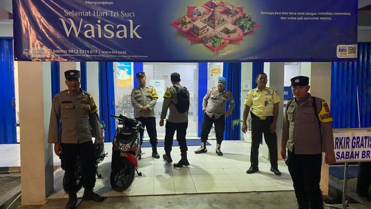 Antisipasi gangguan kamtibmas, piket fungsi polsek rajeg melaksanakan kegiatan patroli mobile