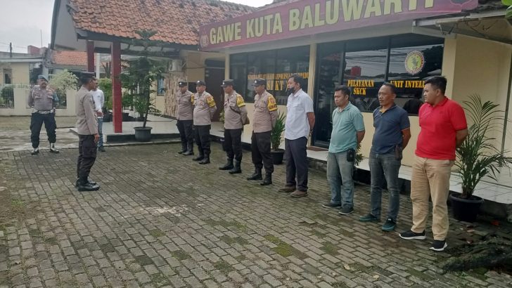 Apel pagi piket fungsi polsek rajeg polresta tangerang sebelum melaksanakan kegiatan rutin
