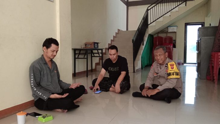 Personil Polsek Kresek optimalkan Sambang DDS, sebagai upaya pendekatan diri dengan masyarakat.