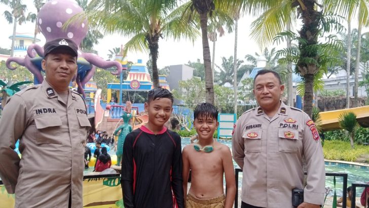 Monitoring Tempat Wisata Water World dan World Of Wonder Citra Raya