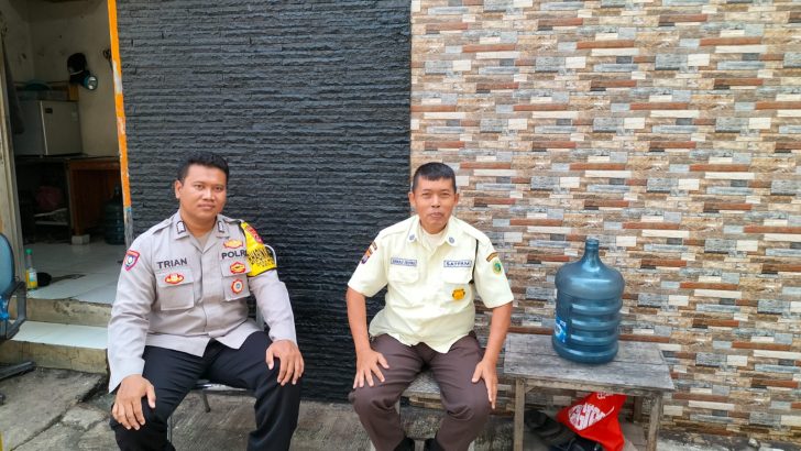 Bhabinkamtibmas desa mekarasari Bripka Trian Mufti Ma ali,SH Melaksanakan Dds