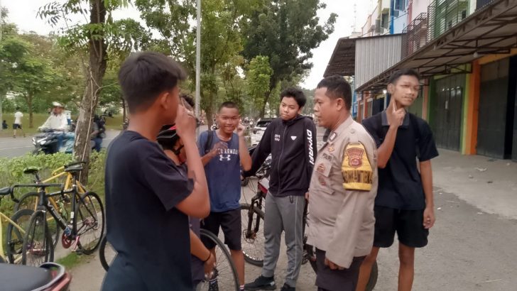 Antisipasi Gangguan Kamtibmas Polsek Pasar Kemis Polresta Tangerang siagakan personil melalui Patroli Sore Hari
