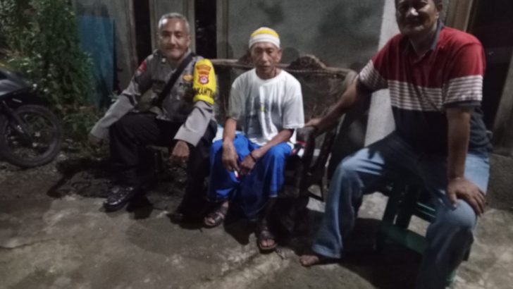 Menjalin Tali Silaturahmi dengan para Sesepuh, Polsek Kresek kunjungi Tokoh Masyarakat di Desa