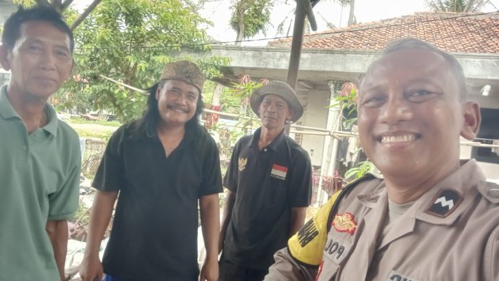 Mempererat Sinergitas dengan para Sesepuh, Polsek Kresek kunjungi Tokoh Masyarakat di Desa