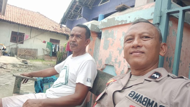 Menjalin Tali Silaturahmi dengan para Sesepuh, Polsek Kresek kunjungi Tokoh Masyarakat di Desa