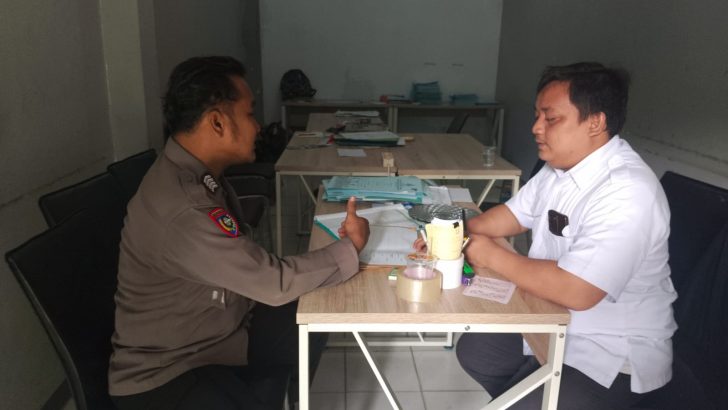 Polisi RW Polsek Kresek semakin dekat dan erat dengan warga binaannya di Desa