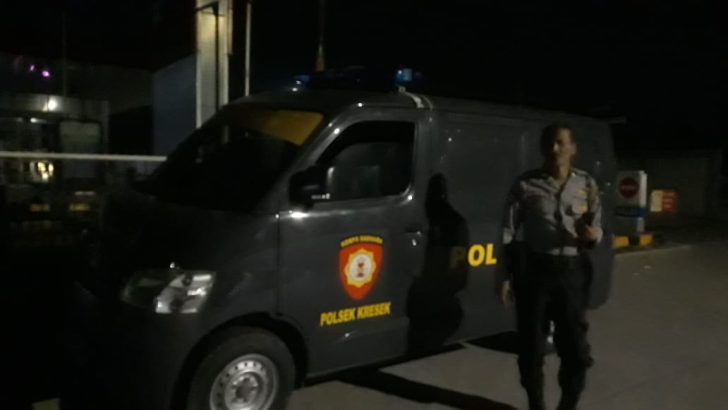 Patroli Mobile malam hari dilakukan Polsek Kresek dalam mencegah Guantibmas di wilayah