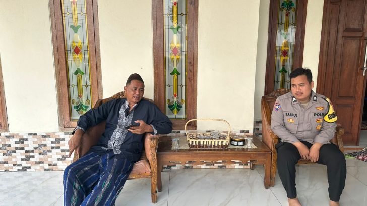 Sambang Preventif, Bhabinkamtibmas Polsek Pasar kemis Sampaikan Pesan Kamtibmas