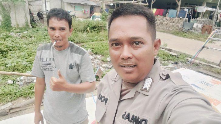 Kesigapan Polisi RW Polsek Kresek dalam segala permasalahan diwilayah, Anggota Polsek Kresek kunjungi warga di Desa.